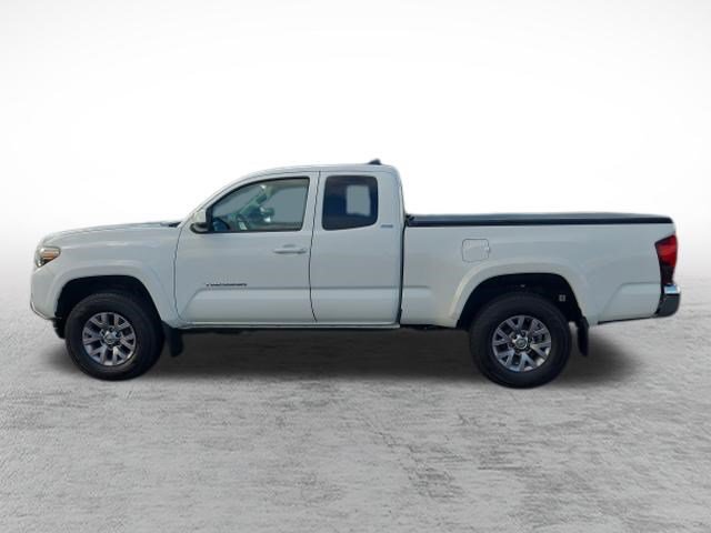 Certified 2019 Toyota Tacoma SR5 AWD/4WD image 8