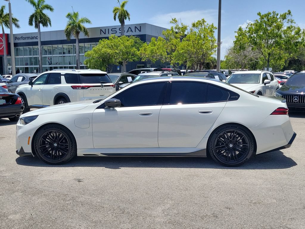 Used 2026 BMW M5 w/ Carbon Package AWD/4WD image 6