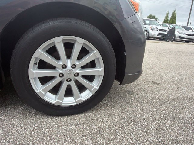 Used 2010 Toyota Venza AWD w/ Convenience Pkg image 33