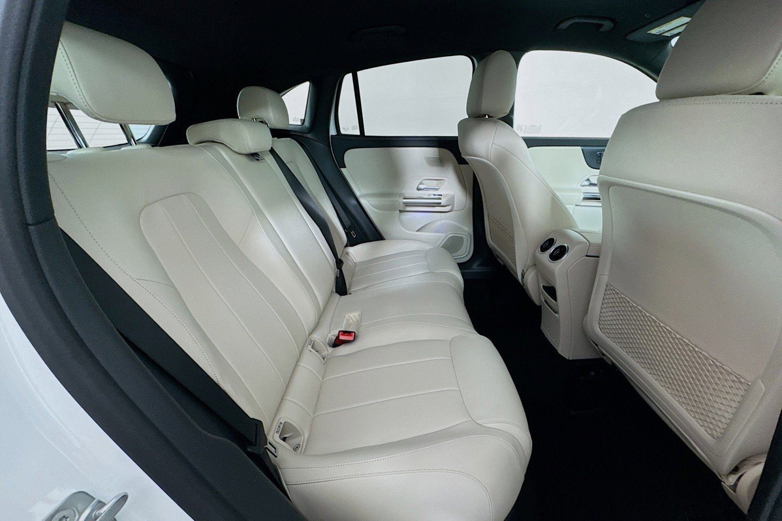 New 2025 Mercedes-Benz GLA 250 image 24