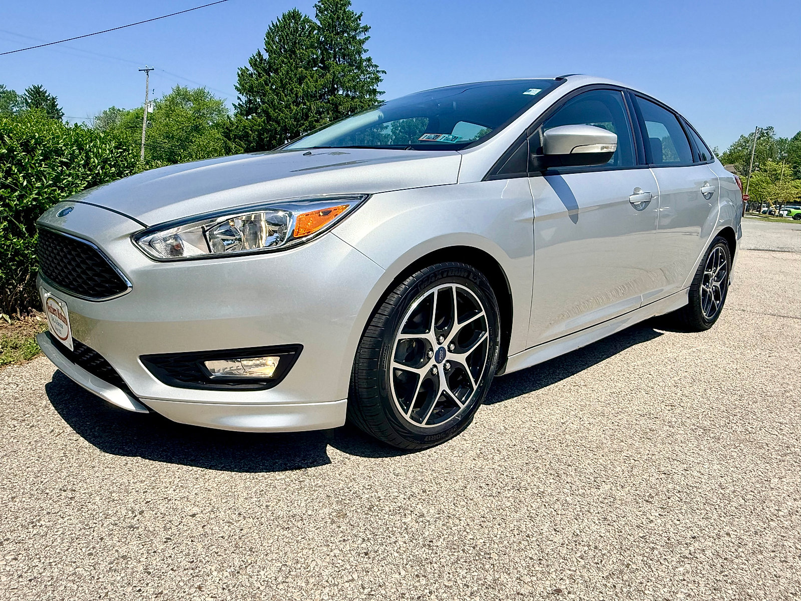 Used 2015 Ford Focus SE w/ SE Sport Package FWD image 8