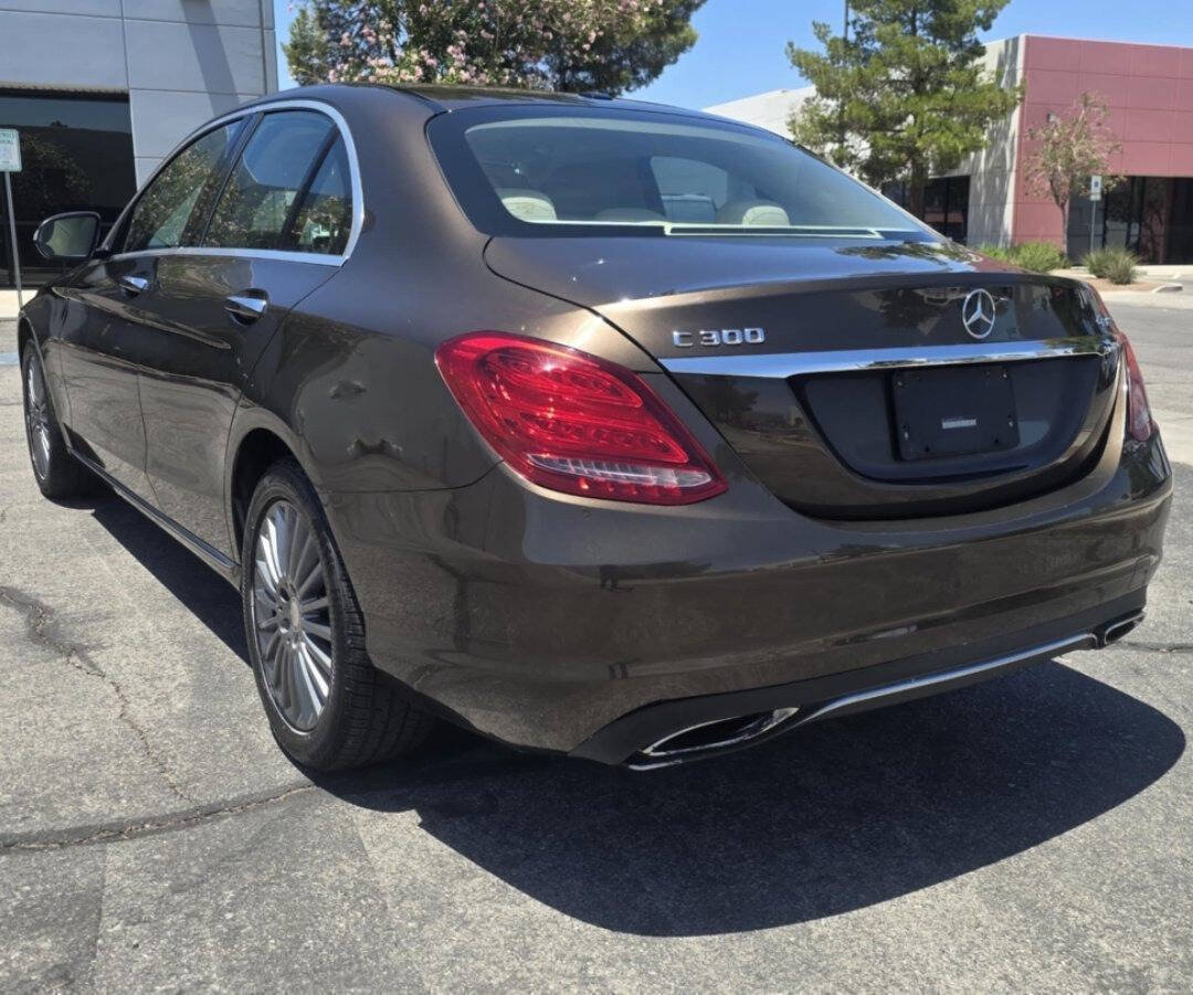 Used 2015 Mercedes-Benz C 300 4MATIC Sedan image 23