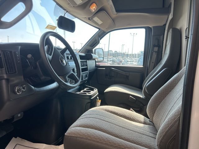 New 2025 Chevrolet Express 3500 w/ Power Convenience Package image 15