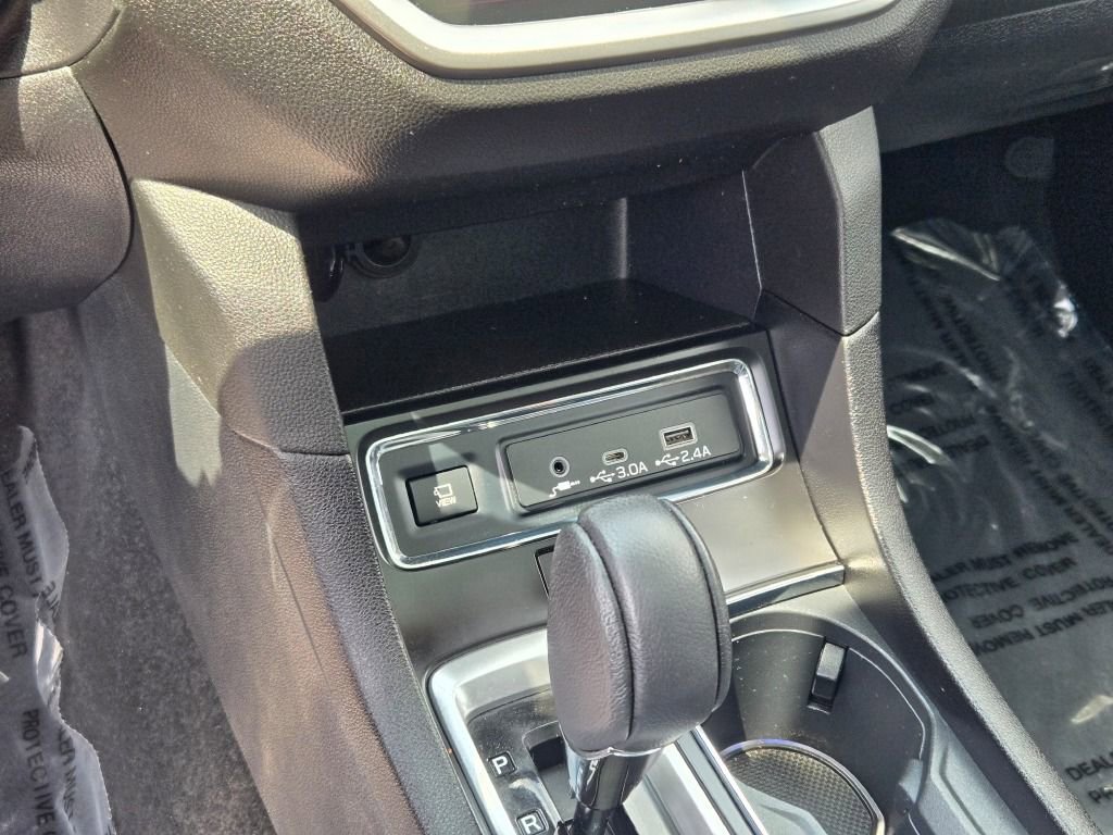 Used 2024 Subaru Ascent Limited w/ Technology Package image 28