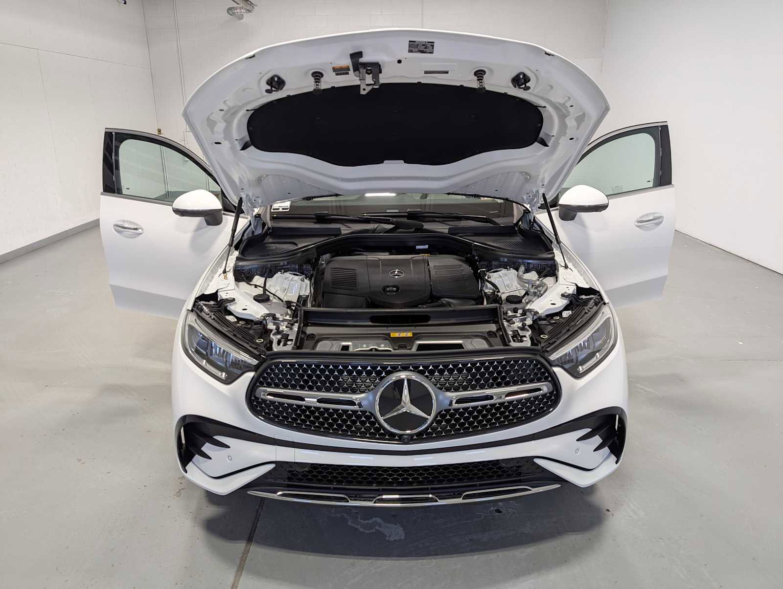 New 2026 Mercedes-Benz GLC 300 4MATIC image 11