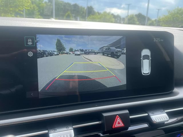 New 2026 Kia Sportage LX FWD image 3