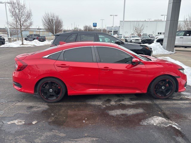 Used 2018 Honda Civic EX-T image 2