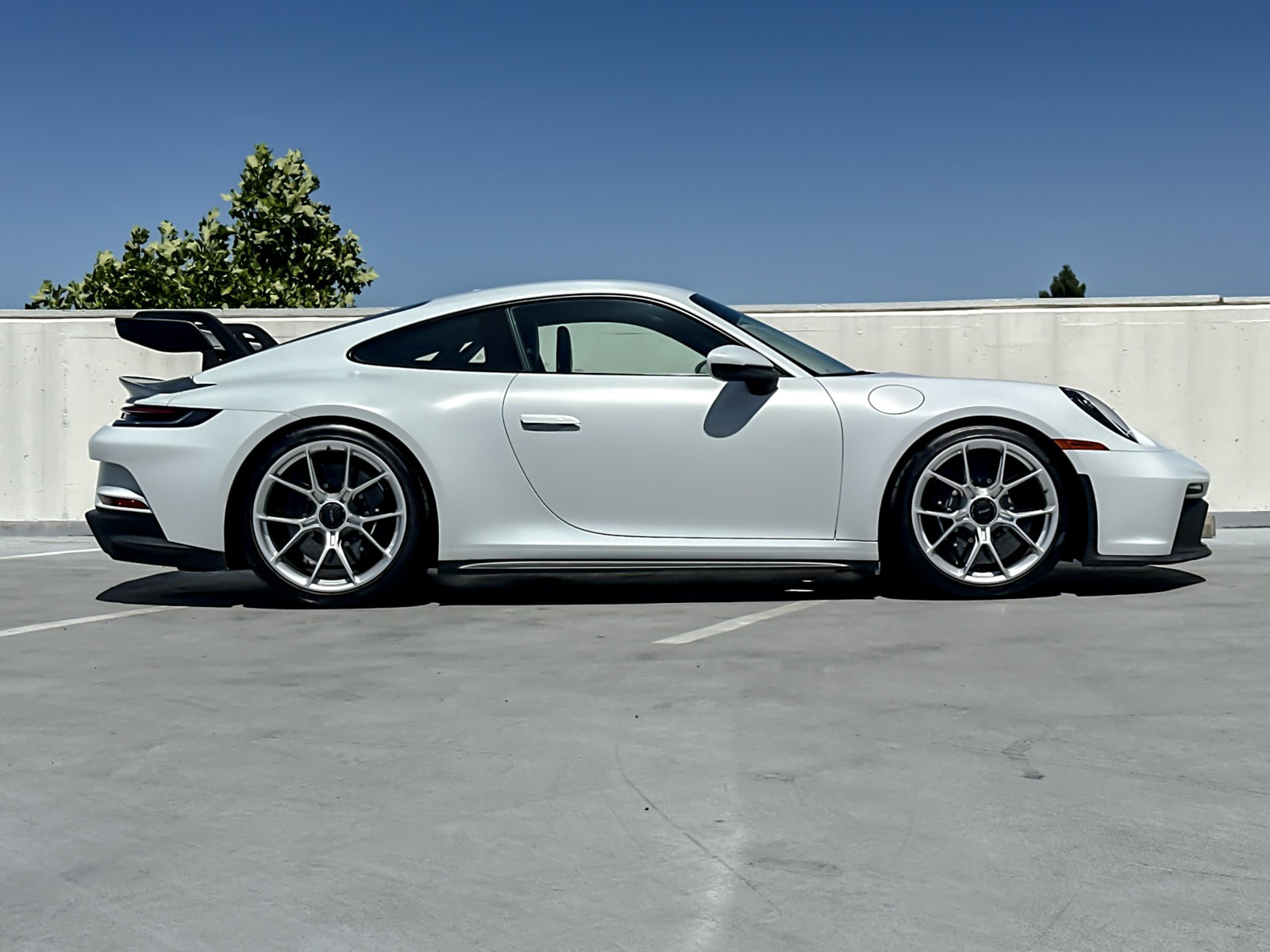 Certified 2022 Porsche 911 GT3 RWD image 9