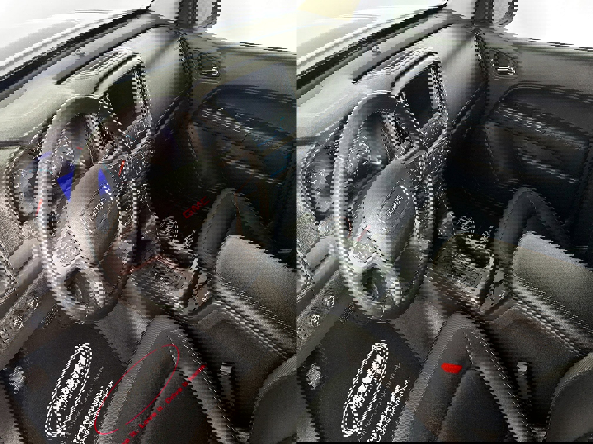 Used 2021 GMC Canyon AT4 w/ Trailering Package AWD/4WD image 5