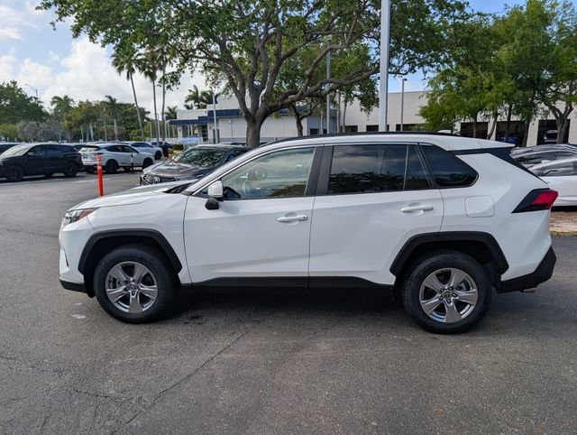 Used 2023 Toyota RAV4 XLE w/ Convenience Package image 8