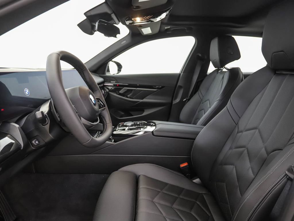 Used 2026 BMW 530i xDrive w/ Premium Package image 12