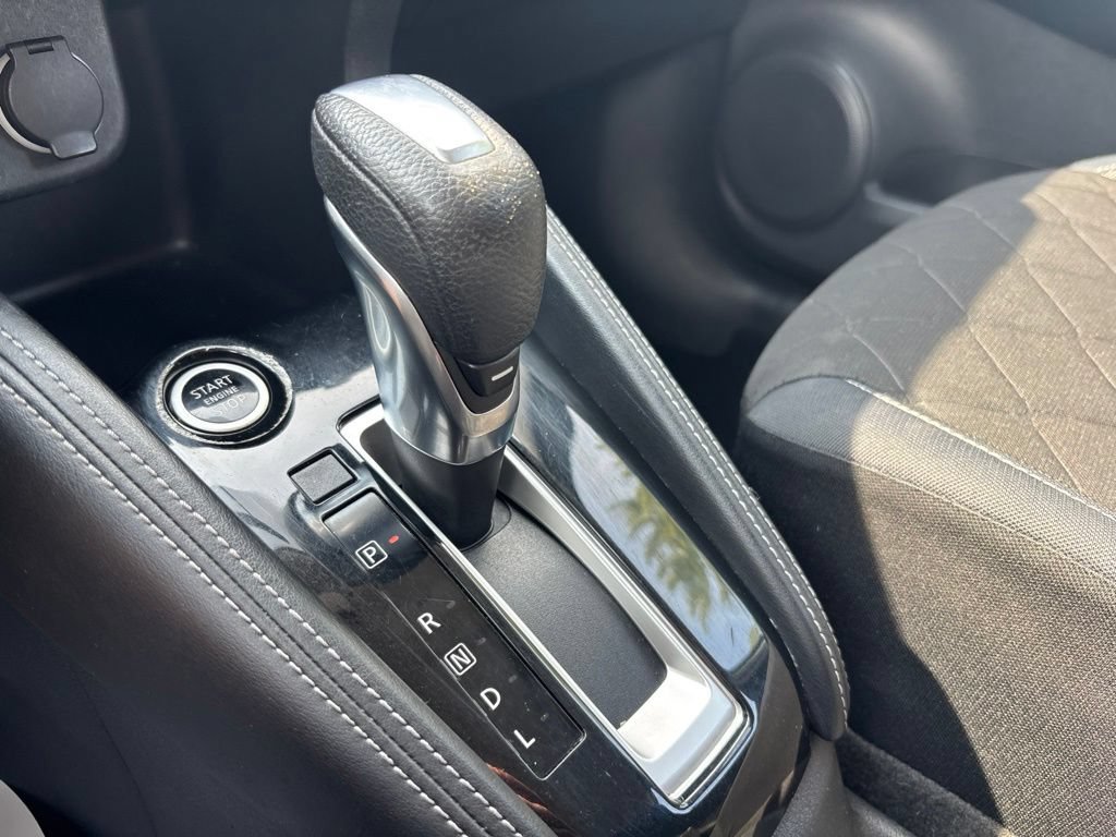 Used 2018 Nissan Kicks S FWD image 28