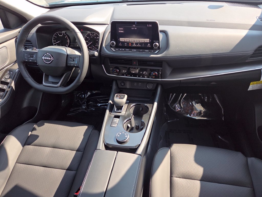 New 2026 Nissan Rogue Dark Armor AWD/4WD image 32