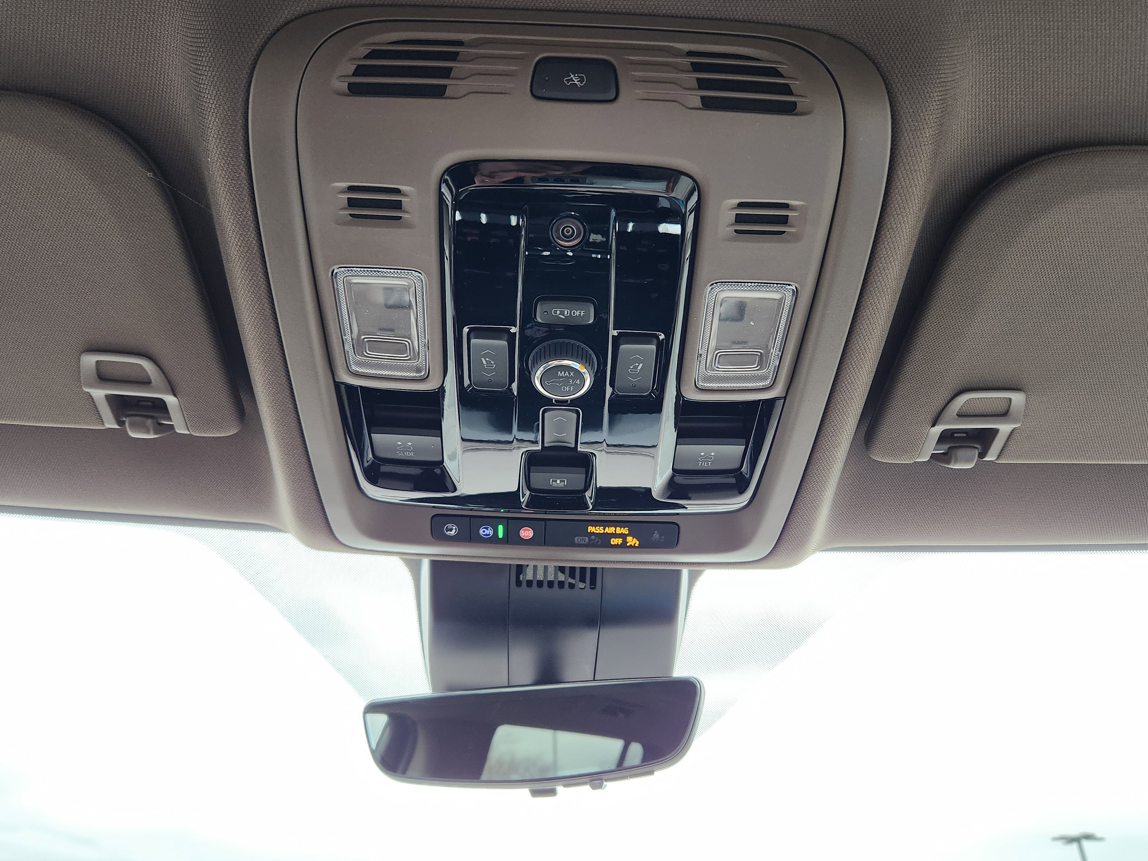 New 2026 GMC Yukon XL Denali w/ Denali Reserve Package image 14