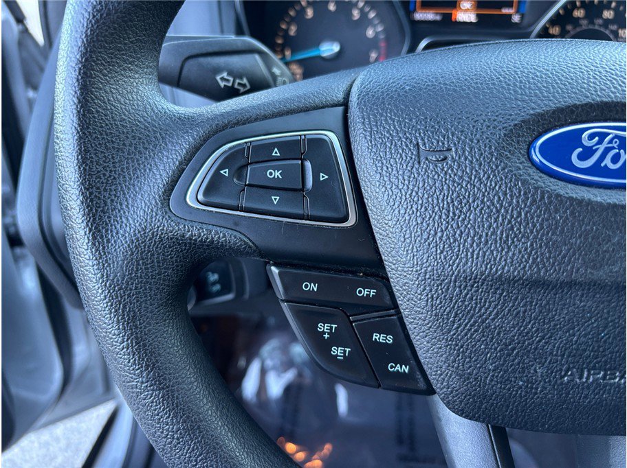 Used 2015 Ford Focus SE image 19