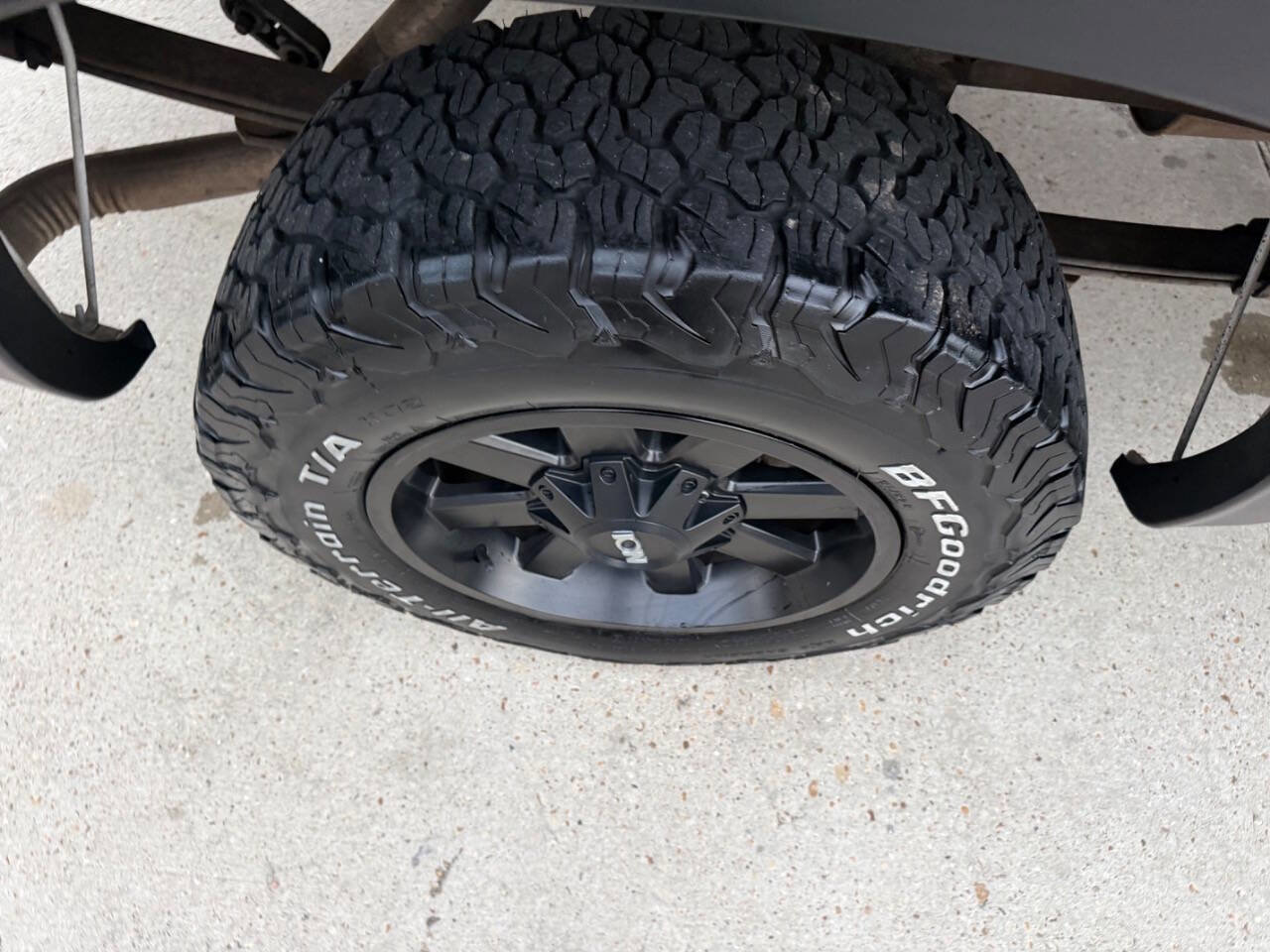 Used 2004 Chevrolet Silverado 1500 LS w/ Light Duty Power Package image 8