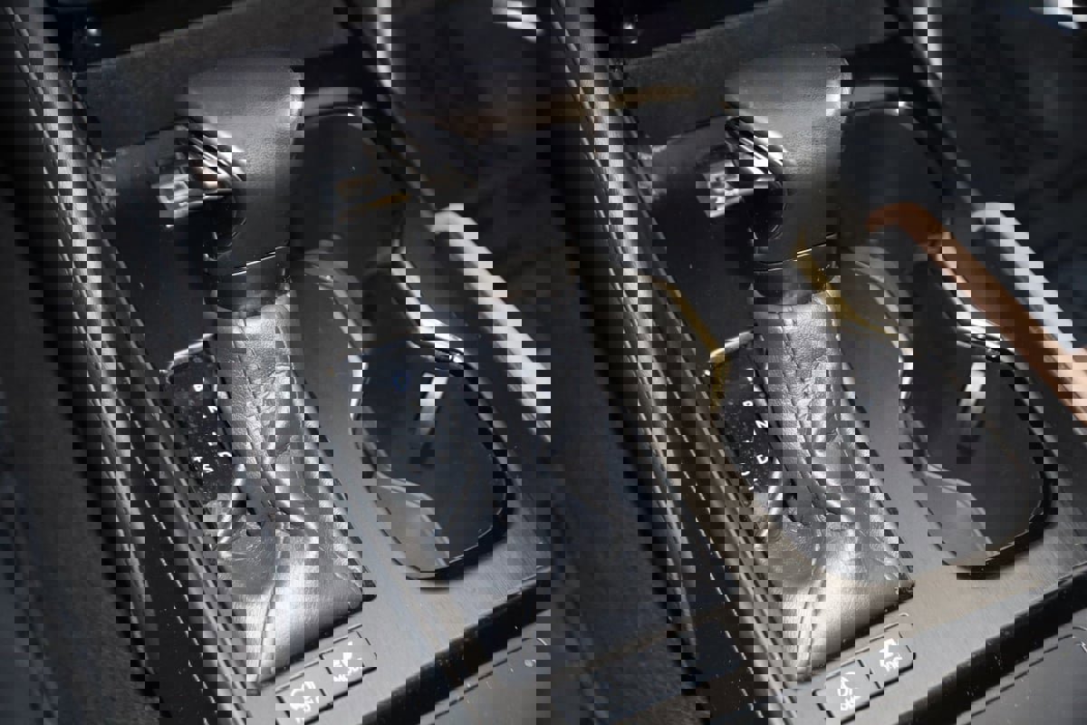 Used 2023 Lexus ES 300h w/ Premium Package image 7