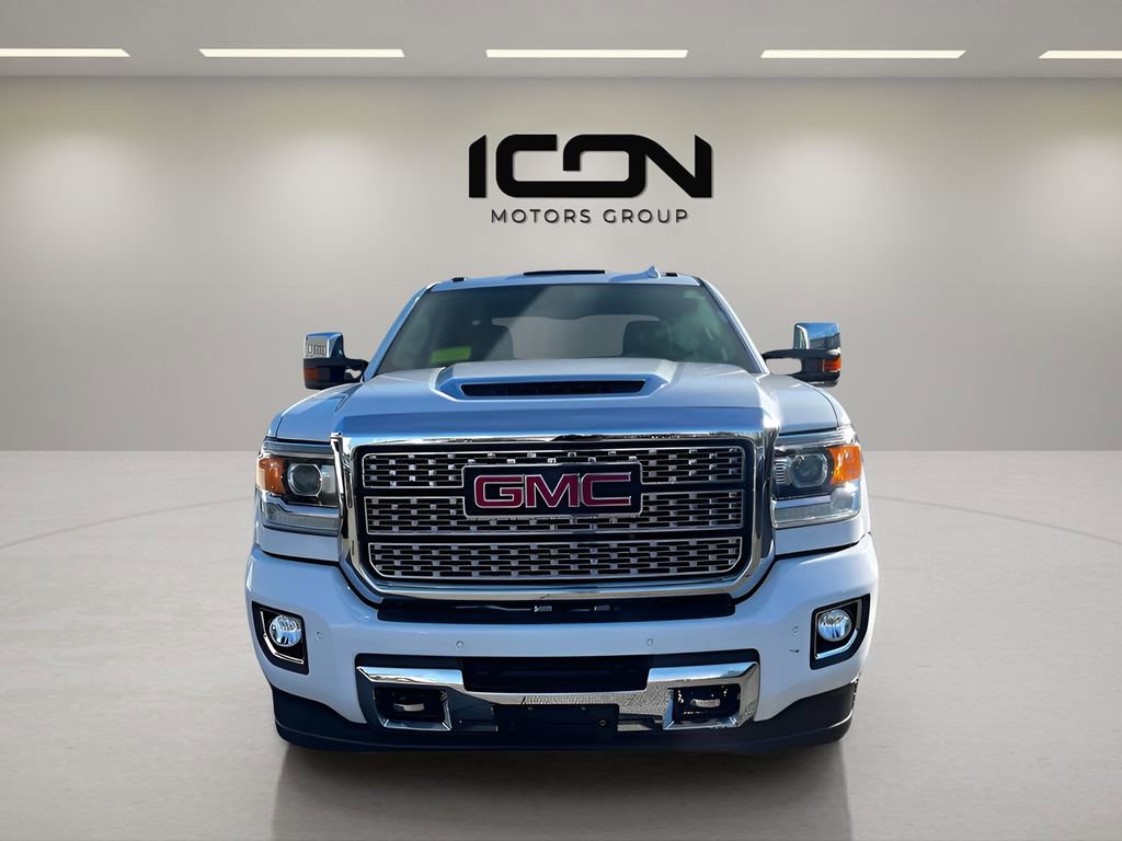 Used 2019 GMC Sierra 2500 Denali w/ Duramax Plus Package image 2