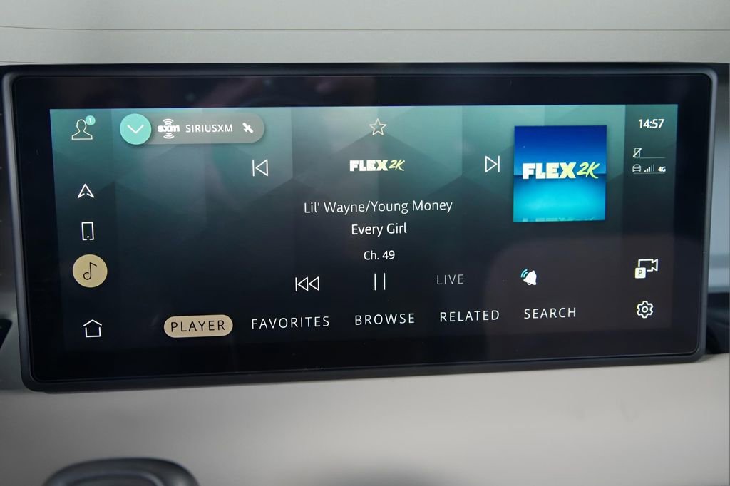 Used 2023 Land Rover Defender 110 X-Dynamic SE image 30