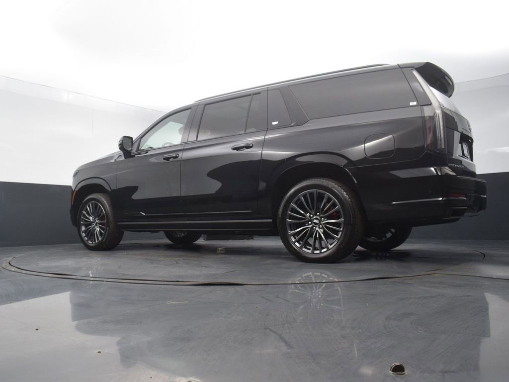Used 2026 Cadillac Escalade ESV Platinum Sport w/ LPO, Floor Liner Package AWD/4WD image 51