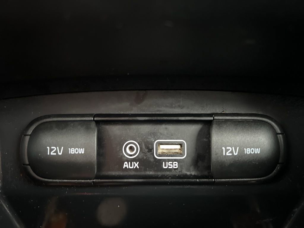 Used 2019 Kia Sorento LX w/ LX Convenience Package image 21