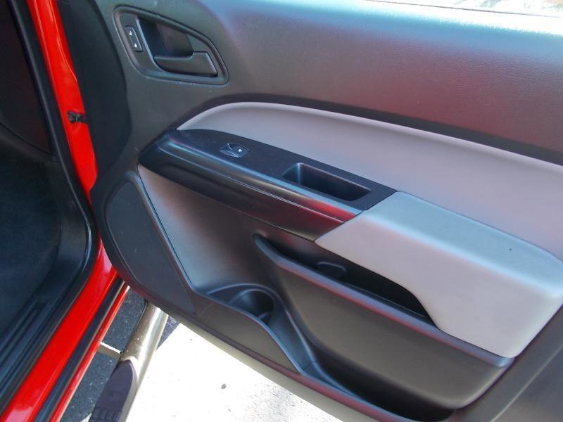Used 2020 Chevrolet Colorado W/T RWD image 23