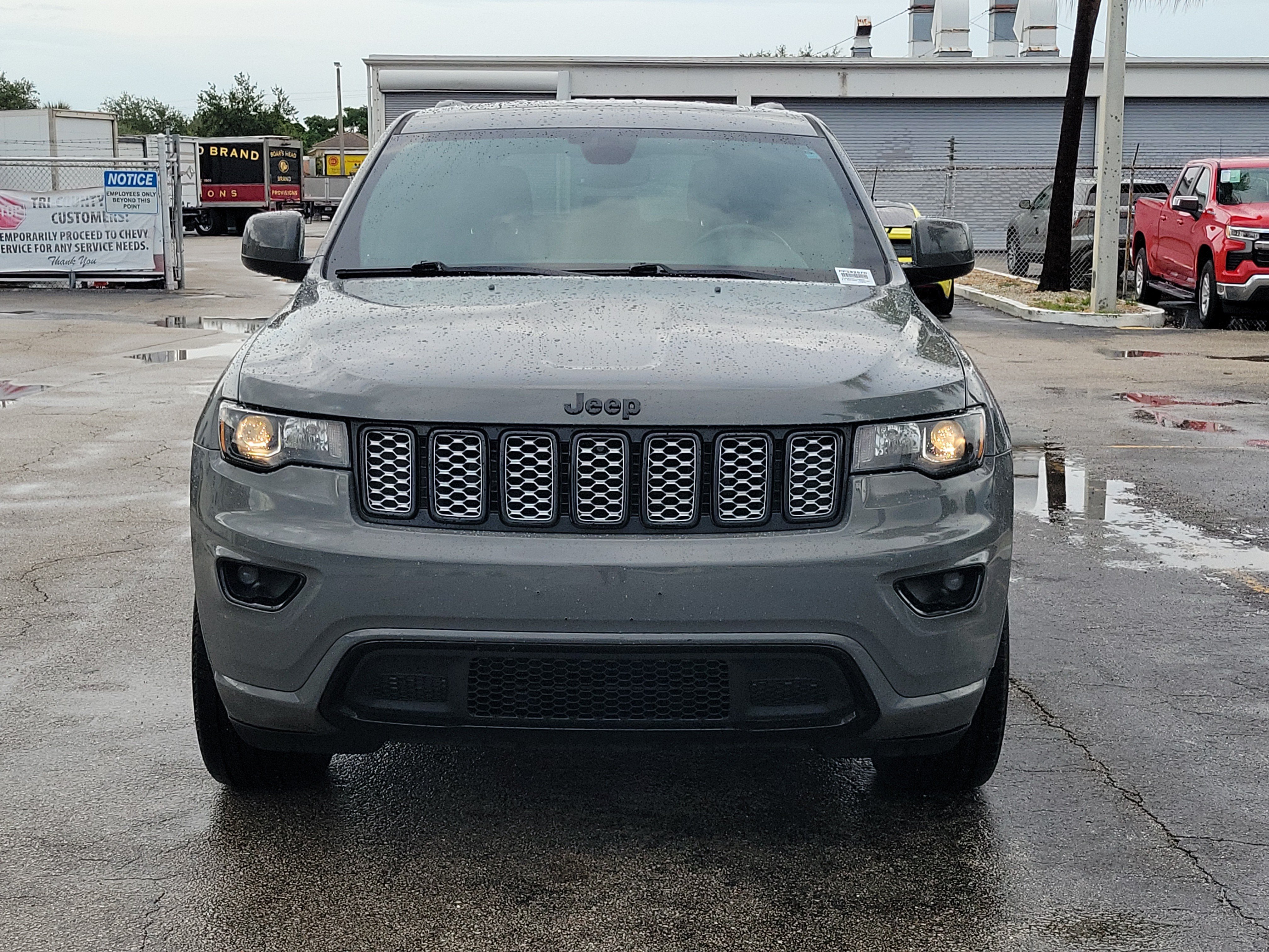 Used 2020 Jeep Grand Cherokee Altitude AWD/4WD image 8