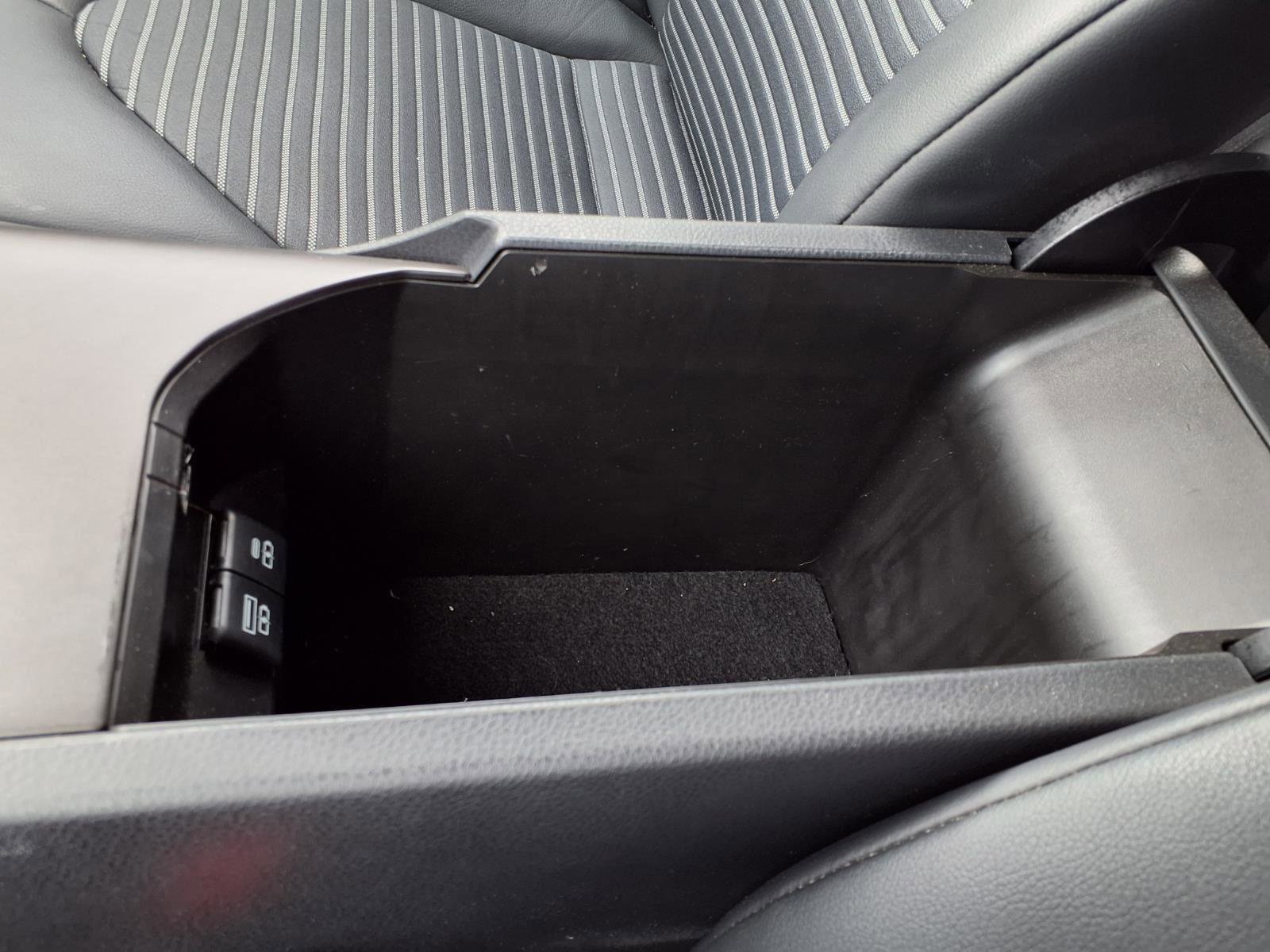 Used 2024 Toyota Camry SE FWD image 21