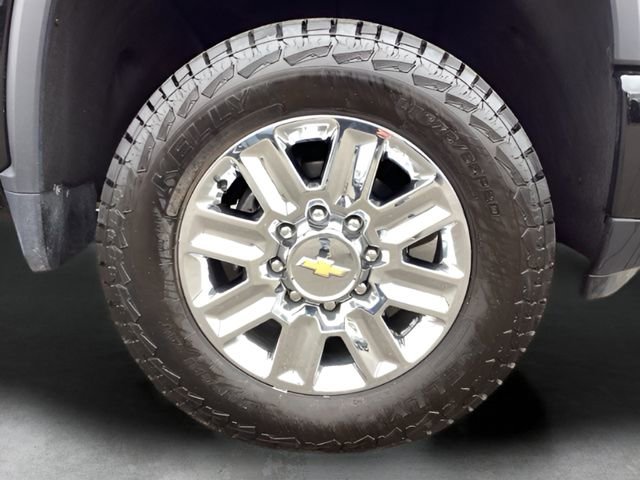 Used 2024 Chevrolet Silverado 2500 High Country AWD/4WD image 9