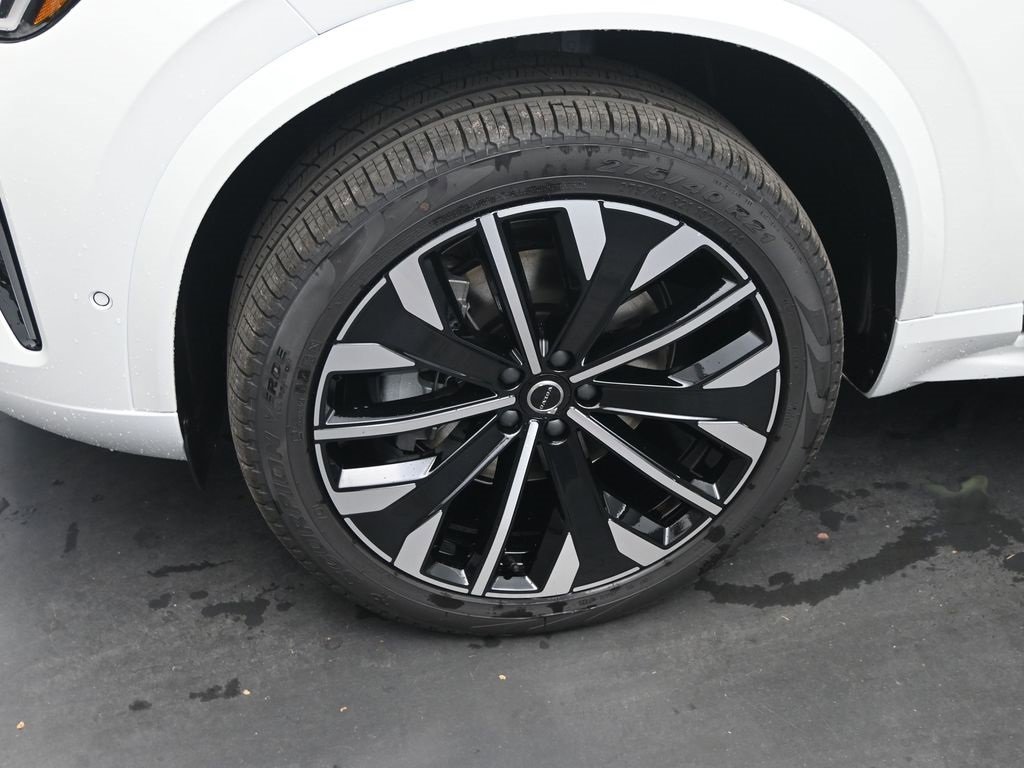 New 2026 Volvo XC90 B6 Ultra image 9