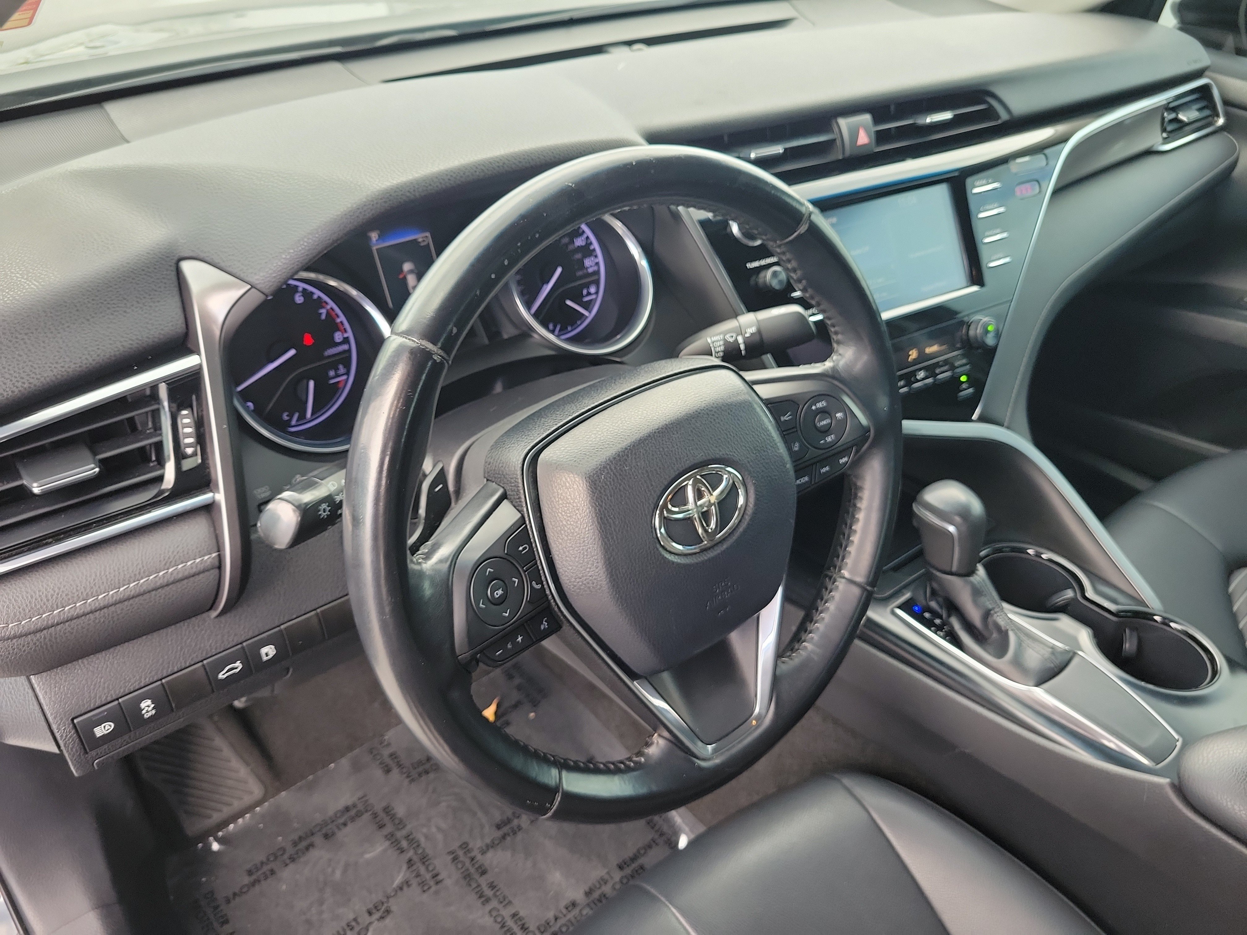Used 2018 Toyota Camry SE FWD image 21