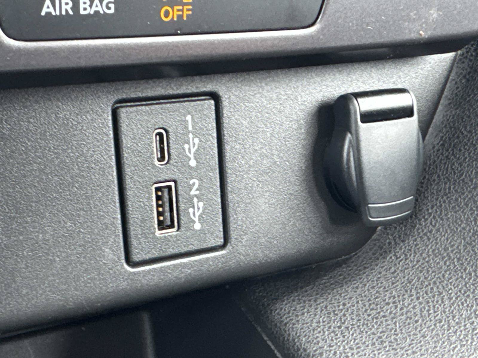 Used 2025 Nissan Leaf S FWD image 30
