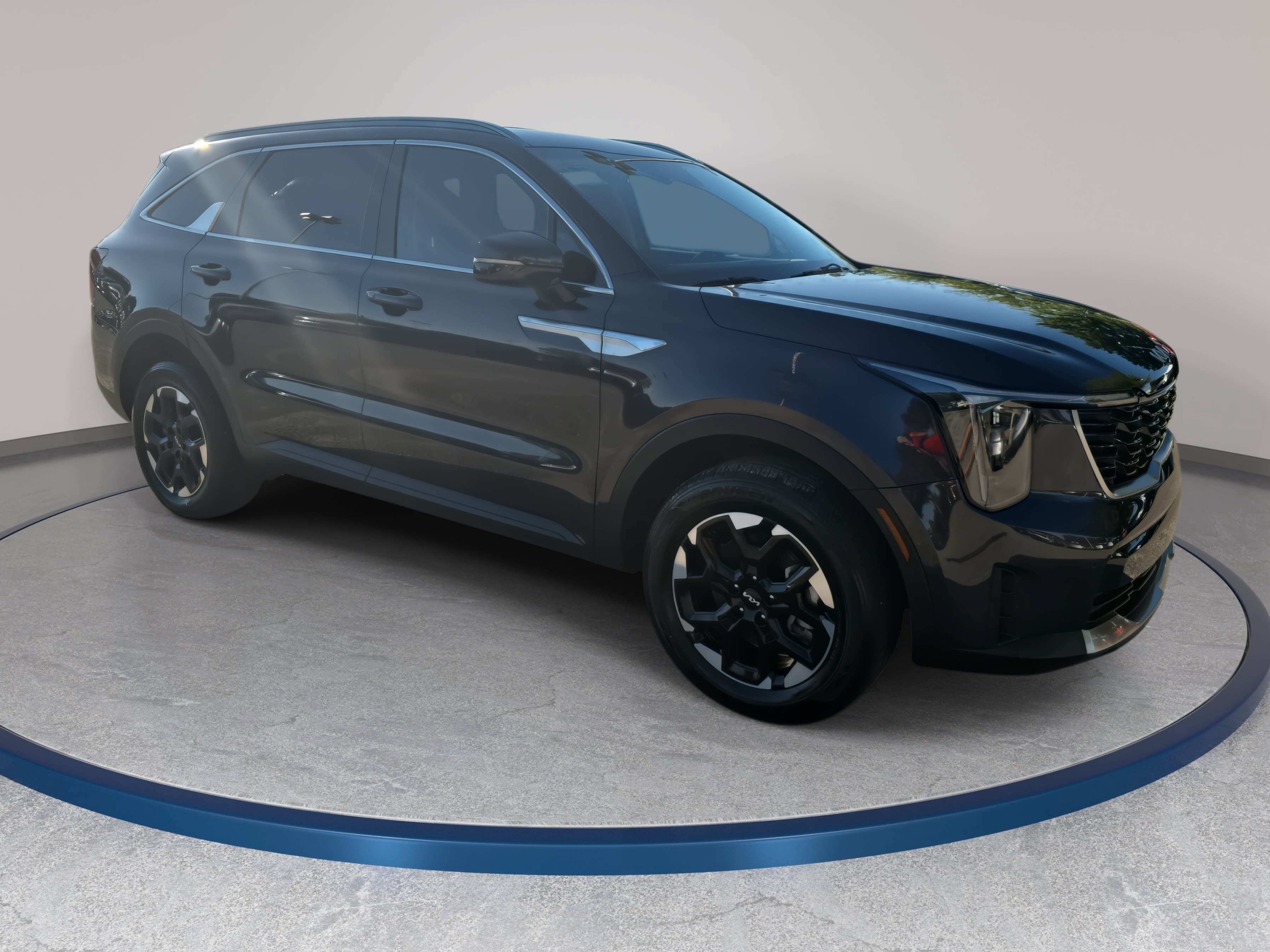 Used 2025 Kia Sorento S AWD/4WD image 3