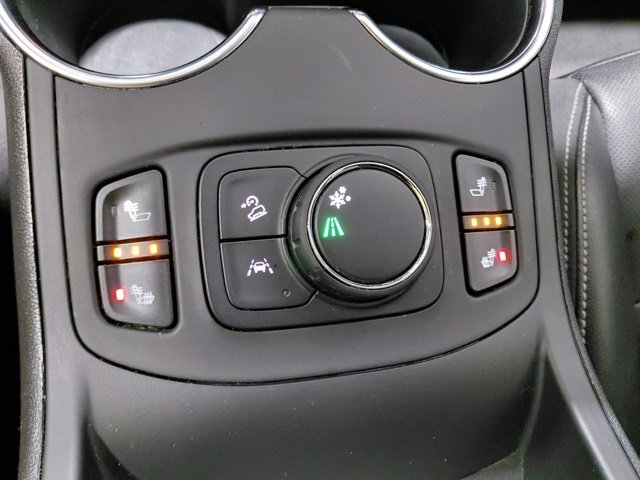 Certified 2024 GMC Terrain SLT image 28