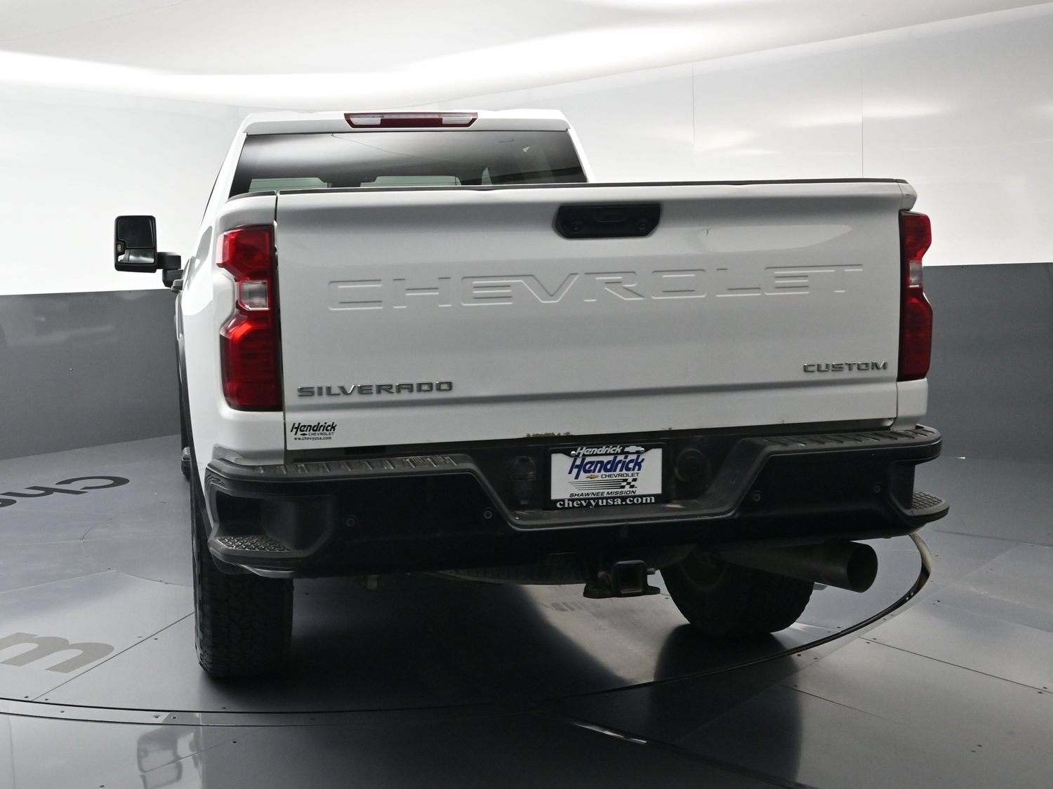 Used 2024 Chevrolet Silverado 2500 Custom w/ Custom Value Package AWD/4WD image 8