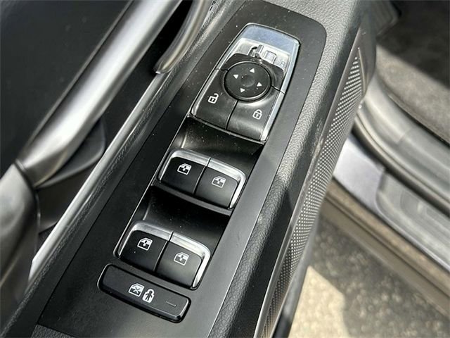 Used 2025 Kia Telluride S image 12