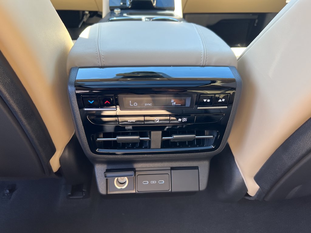 Certified 2026 Acura MDX w/ Technology Package AWD/4WD image 30