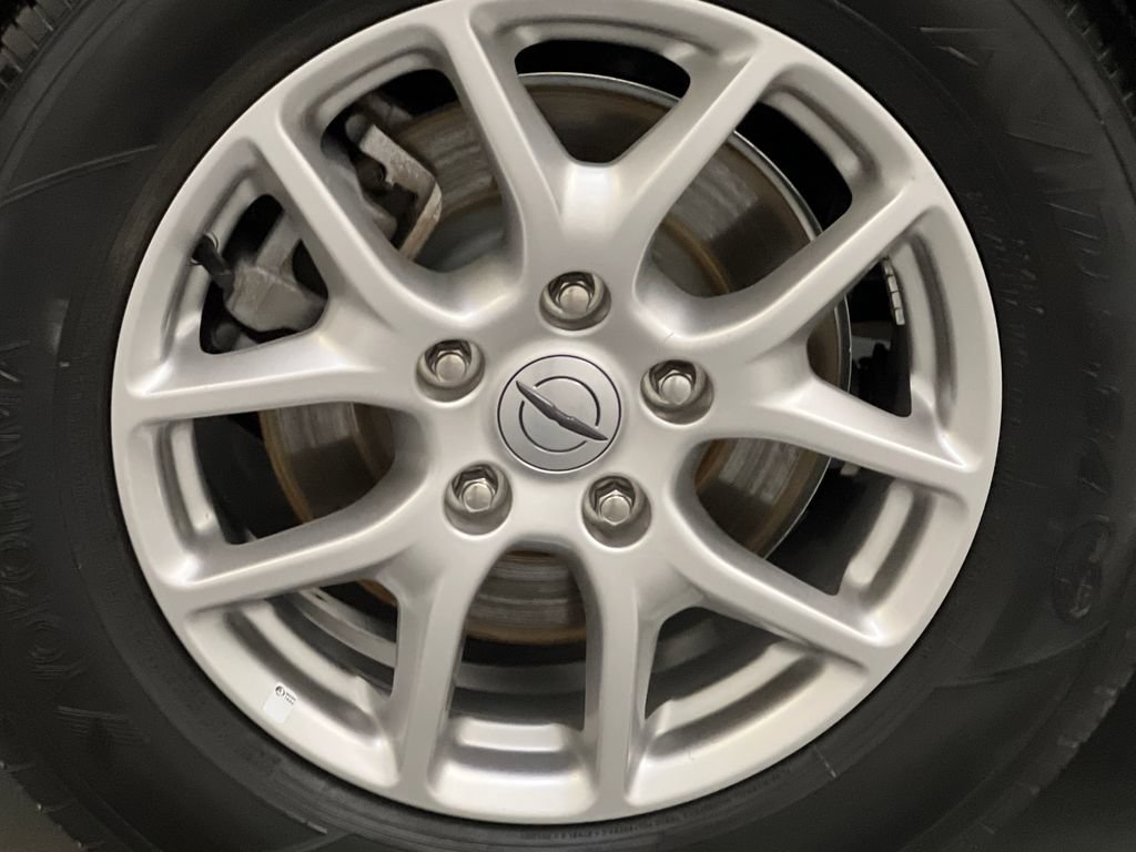 Used 2025 Chrysler Pacifica Select FWD image 77