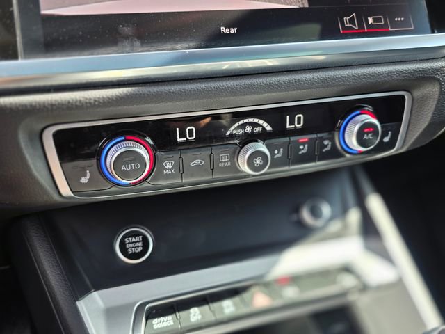 Used 2023 Audi Q3 2.0T Premium image 34