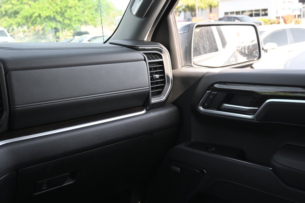 New 2026 GMC Sierra 1500 Elevation w/ Preferred Package RWD image 16