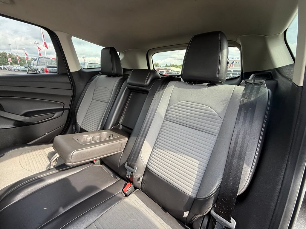 Used 2019 Ford Escape SE AWD/4WD image 16