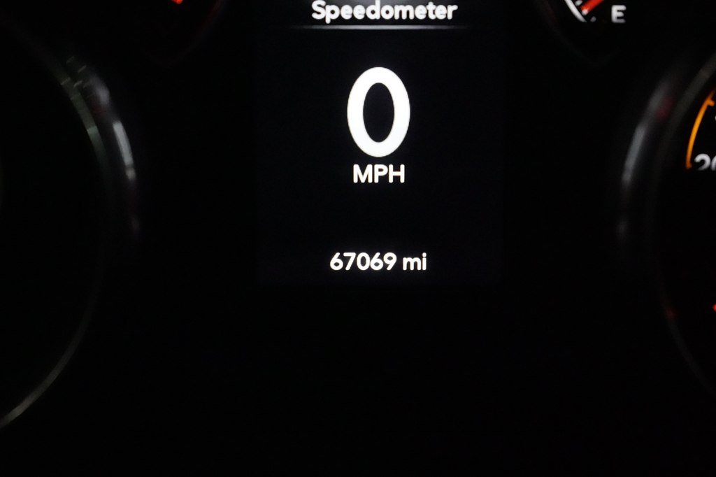 Used 2020 Jeep Wrangler Sport AWD/4WD image 18