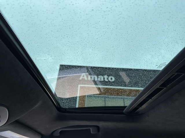 Used 2015 Porsche Panamera 4S Executive image 37