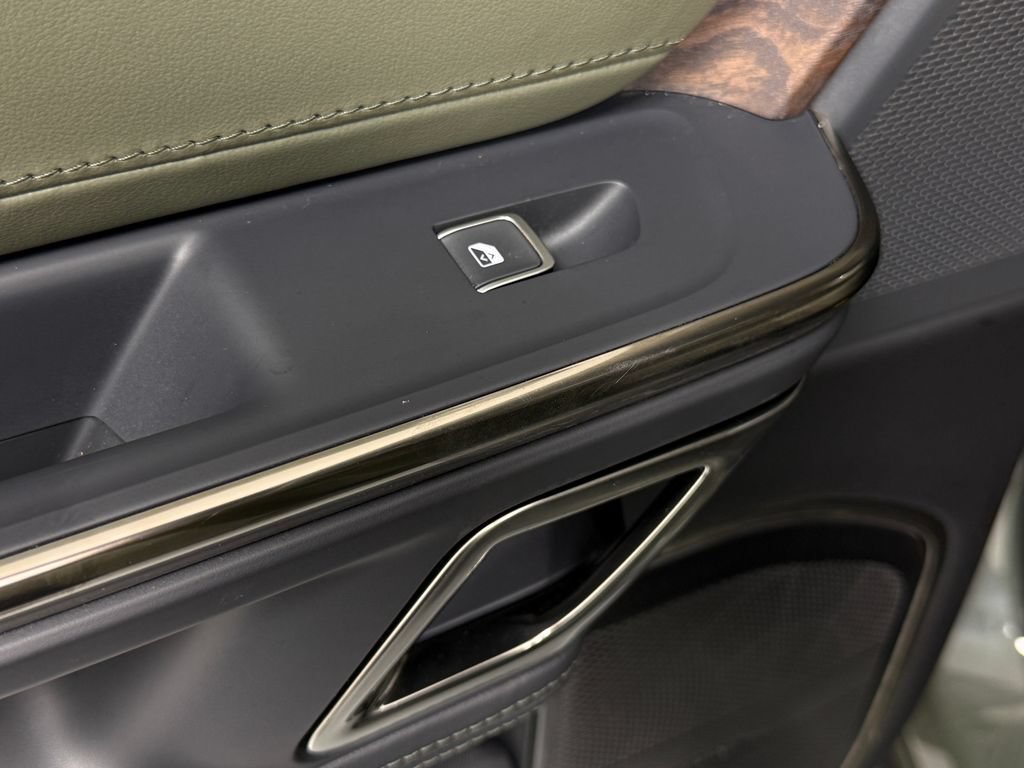 Used 2022 Rivian R1T Launch Edition AWD/4WD image 35