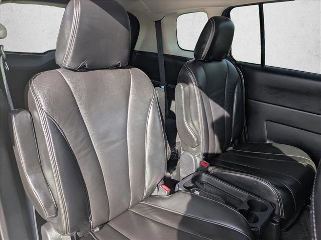 Used 2012 MAZDA MAZDA5 Touring w/ Moonroof & Audio Pkg image 17