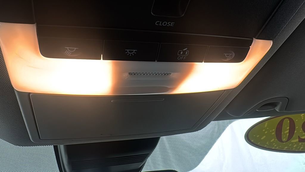 Used 2020 Nissan Altima 2.5 SV image 28