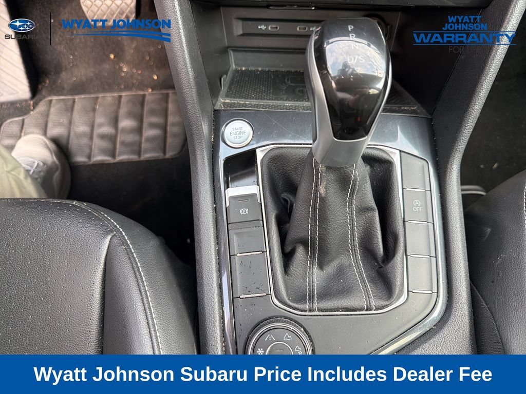 Used 2024 Volkswagen Tiguan SE AWD/4WD image 23