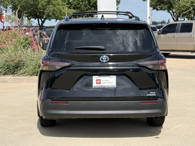Certified 2024 Toyota Sienna XLE FWD image 7