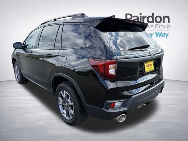 Used 2023 Honda Passport TrailSport image 5