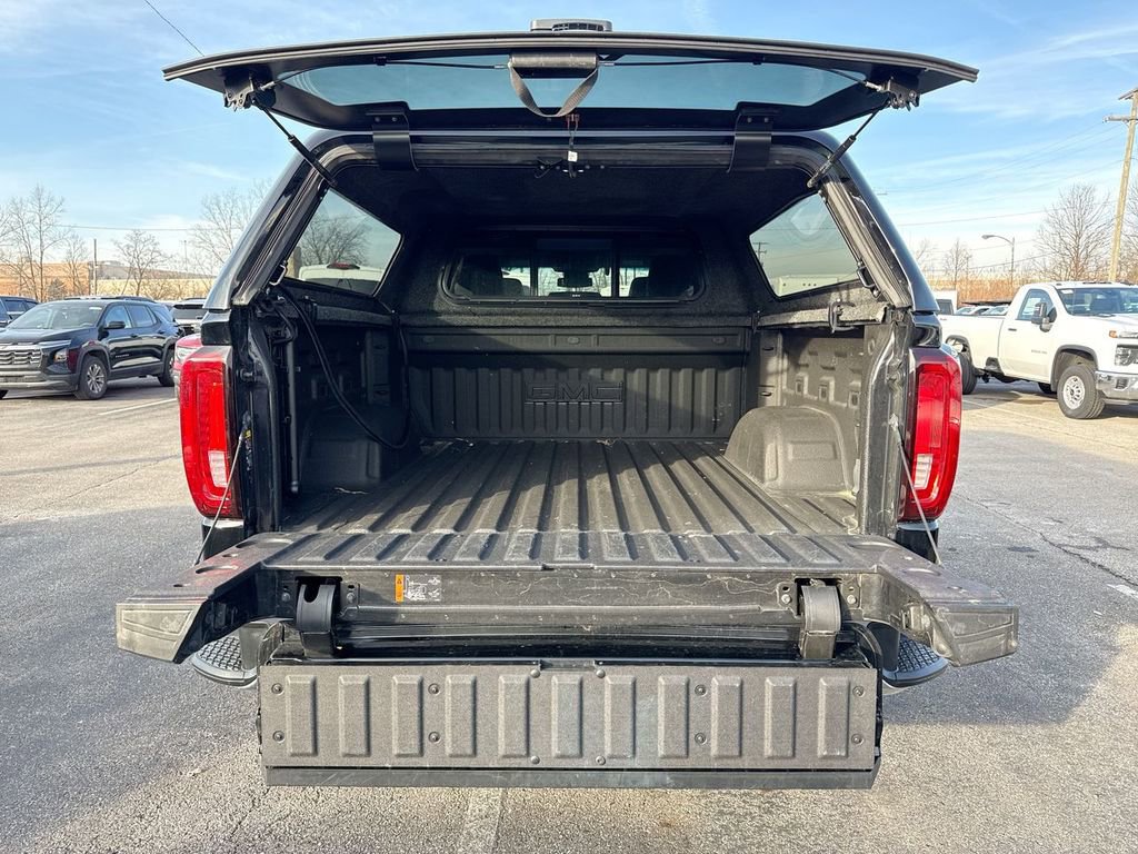 Used 2023 GMC Sierra 1500 SLT w/ SLT Premium Plus Package image 24